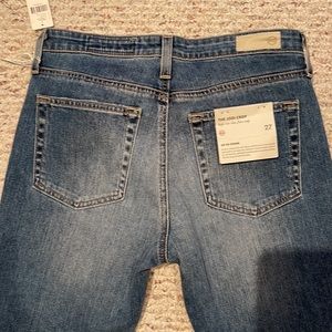 AG size 27 The Jodi Crop new with tags!